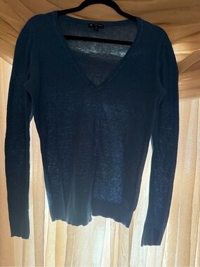 GAP Crewneck Sweater in Blue